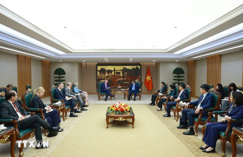Thủ tướng Phạm Minh Chính tiếp Chủ tịch Ủy ban Giám định tư pháp Belarus và Giám đốc Đại học RMIT Thủ tướng Phạm Minh Chính tiếp Chủ tịch Ủy ban Giám định tư pháp Belarus và Giám đốc Đại học RMIT