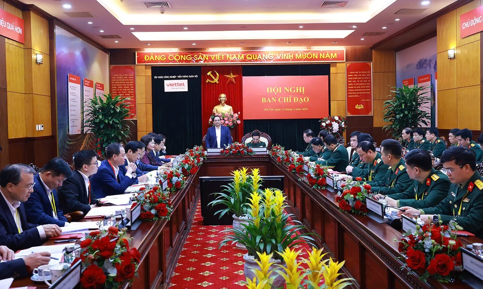 Thủ tướng Phạm Minh Chính yêu cầu phát triển công nghiệp quốc phòng và làm chủ công nghệ lõi Thủ tướng Phạm Minh Chính yêu cầu phát triển công nghiệp quốc phòng và làm chủ công nghệ lõi