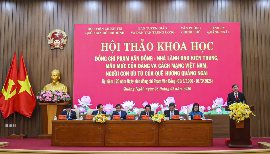 Thủ tướng Phạm Văn Đồng - biểu tượng tận tụy, liêm chính và trí tuệ lỗi lạc Thủ tướng Phạm Văn Đồng - biểu tượng tận tụy, liêm chính và trí tuệ lỗi lạc