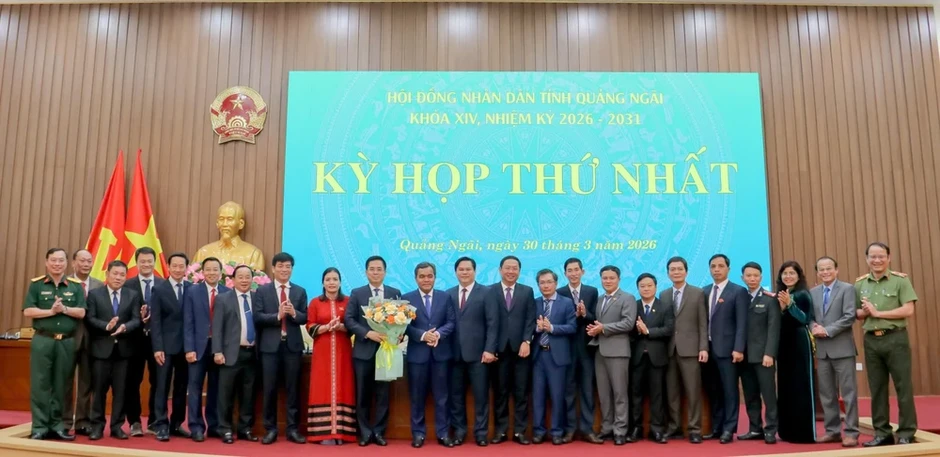 Thủ tướng phê chuẩn kết quả bầu Chủ tịch, các Phó Chủ tịch UBND tỉnh Quảng Ngãi Thủ tướng phê chuẩn kết quả bầu Chủ tịch, các Phó Chủ tịch UBND tỉnh Quảng Ngãi