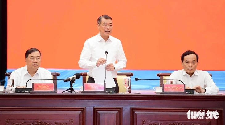Thủ tướng: Tập trung xử lý khó khăn, vướng mắc để TP.HCM đạt các mục tiêu đề ra Thủ tướng: Tập trung xử lý khó khăn, vướng mắc để TP.HCM đạt các mục tiêu đề ra