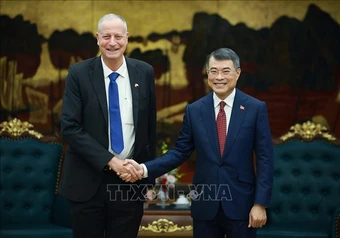 Thủ tướng tiếp Đại sứ Israel Yaron Mayer