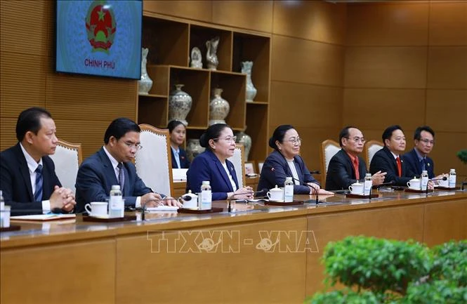 Thủ tướng tiếp Đoàn đại biểu Ban Tổ chức Trung ương Đảng Nhân dân Cách mạng Lào Thủ tướng tiếp Đoàn đại biểu Ban Tổ chức Trung ương Đảng Nhân dân Cách mạng Lào