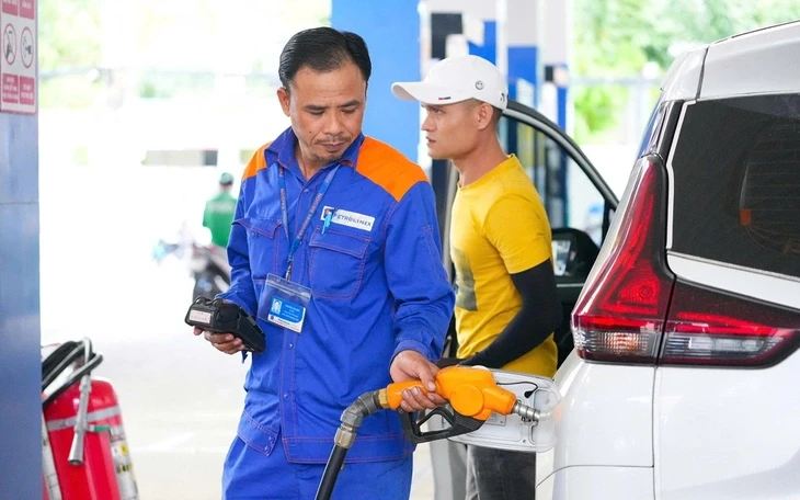 Thủ tướng yêu cầu tiếp tục cắt giảm các thủ tục về phòng cháy chữa cháy, cấp phép xây dựng Thủ tướng yêu cầu tiếp tục cắt giảm các thủ tục về phòng cháy chữa cháy, cấp phép xây dựng