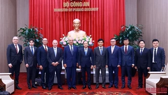 Thúc đẩy hợp tác phát triển công nghiệp an ninh giữa Bộ Công an và Tập đoàn Sicpa