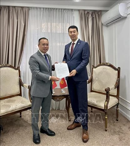 Thúc đẩy quan hệ hữu nghị truyền thống Việt Nam - Kyrgystan Thúc đẩy quan hệ hữu nghị truyền thống Việt Nam - Kyrgystan