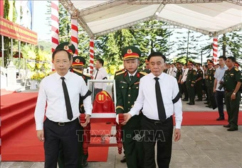 Thường trực Ban Bí thư dự Lễ viếng, truy điệu và an táng hài cốt liệt sĩ tại tỉnh Hà Tĩnh