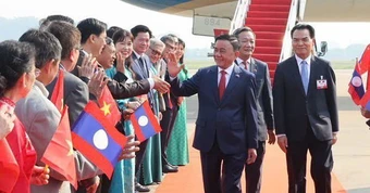 Thường trực Ban Bí thư Trần Cẩm Tú bắt đầu thăm chính thức Lào