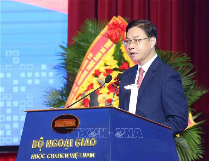 Thường trực Ban Bí thư Trần Cẩm Tú dự Phiên họp toàn thể về Đối ngoại Đảng và Đối ngoại nhân dân Thường trực Ban Bí thư Trần Cẩm Tú dự Phiên họp toàn thể về Đối ngoại Đảng và Đối ngoại nhân dân