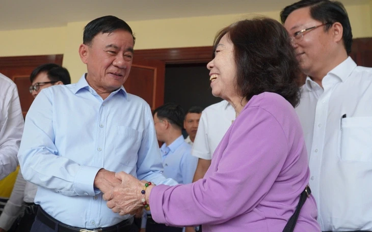Thường trực Ban Bí thư Trần Cẩm Tú: Không có lý do gì để chậm trễ khám bệnh định kỳ miễn phí cho dân