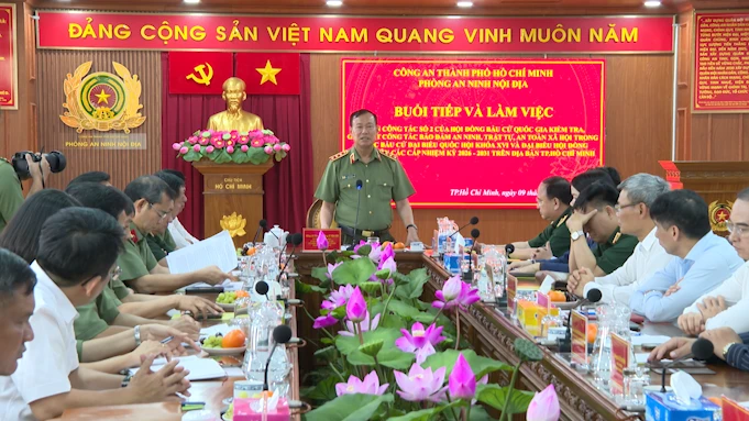 Thượng tướng Lê Tấn Tới kiểm tra công tác bảo đảm ANTT phục vụ bầu cử tại TP Hồ Chí Minh Thượng tướng Lê Tấn Tới kiểm tra công tác bảo đảm ANTT phục vụ bầu cử tại TP Hồ Chí Minh