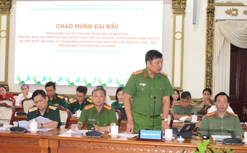 Thượng tướng Lê Tấn Tới kiểm tra công tác bảo đảm ANTT phục vụ bầu cử tại TP Hồ Chí Minh Thượng tướng Lê Tấn Tới kiểm tra công tác bảo đảm ANTT phục vụ bầu cử tại TP Hồ Chí Minh