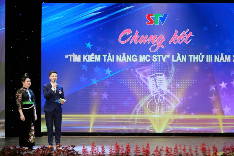 Thượng úy Công an và hành trình “kiến tạo” hạnh phúc Thượng úy Công an và hành trình “kiến tạo” hạnh phúc