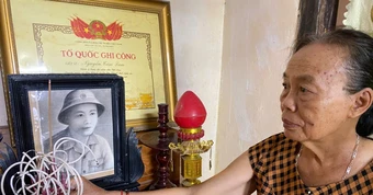 Tiếng chuông báo mộng và 13 chuyến xe tìm anh trai liệt sĩ ở 'đất lửa'