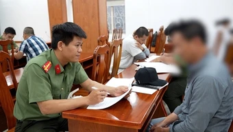Tiếp nhận 34 công dân bị trục xuất từ Hoa Kỳ