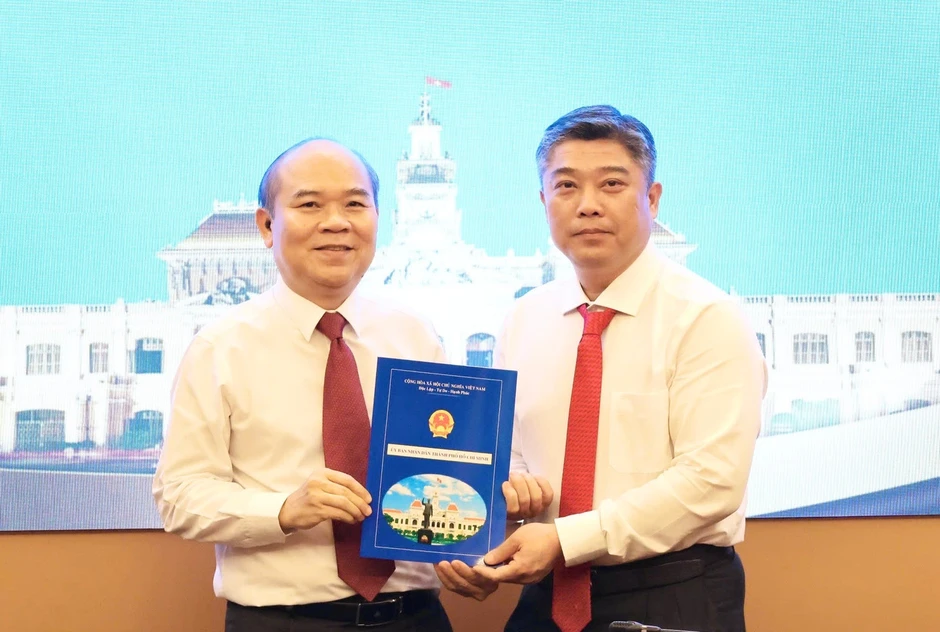 Tiếp nhận, điều động, bổ nhiệm nhân sự ở Hà Nội, TPHCM và 3 tỉnh Tiếp nhận, điều động, bổ nhiệm nhân sự ở Hà Nội, TPHCM và 3 tỉnh