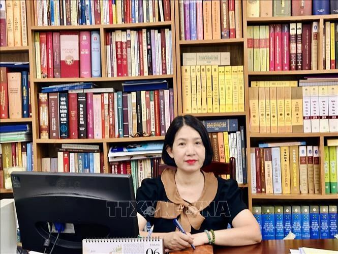 Tiếp thêm động lực cho toàn Đảng, toàn dân trên hành trình đổi mới Tiếp thêm động lực cho toàn Đảng, toàn dân trên hành trình đổi mới