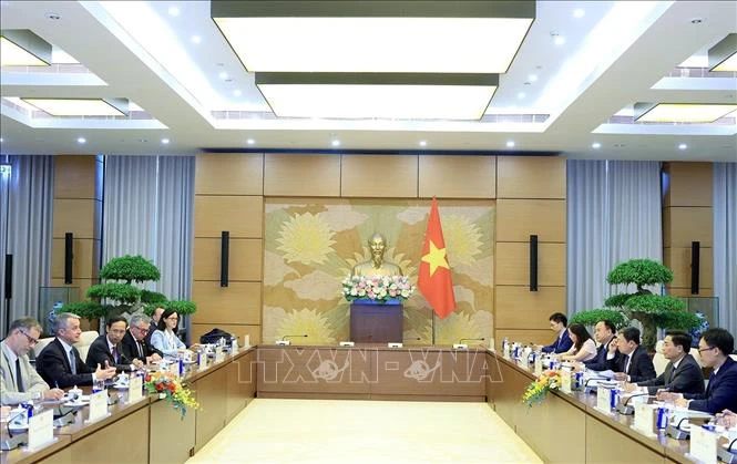 Tiếp tục thúc đẩy hợp tác thực chất giữa Quốc hội Việt Nam và Nghị viện Pháp