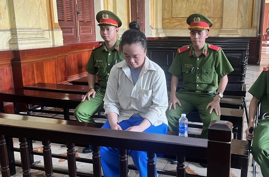 Tin lời người phụ nữ, du học sinh và mẹ mất hơn 4,5 tỷ đồng Tin lời người phụ nữ, du học sinh và mẹ mất hơn 4,5 tỷ đồng