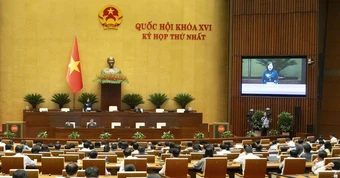 Tin tức sáng 12-4: Hôm nay Quốc hội xem xét thông qua nghị quyết giảm thuế với xăng dầu tới 30-6