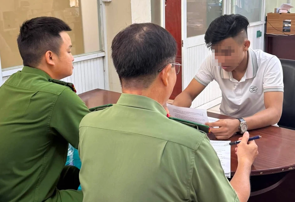 Tin tức Thời sự 19/8: Lý do 4 nữ tiếp viên xách ma túy không bị xử lý hình sự Tin tức Thời sự 19/8: Lý do 4 nữ tiếp viên xách ma túy không bị xử lý hình sự