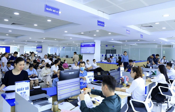 Tin vui: Người dân sẽ được giảm 50% nhiều loại phí dịch vụ đến hết năm 2026 Tin vui: Người dân sẽ được giảm 50% nhiều loại phí dịch vụ đến hết năm 2026