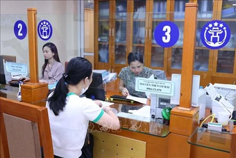 Tinh gọn bộ máy: Từ 'quản lý' sang 'phục vụ'
