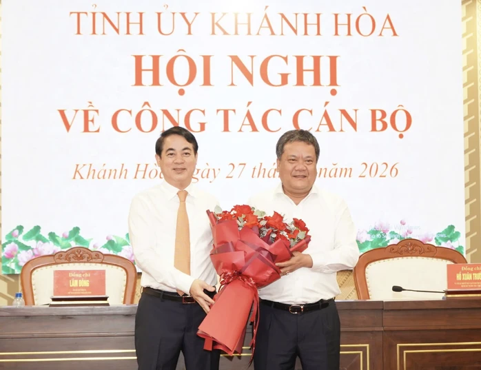 Tỉnh Khánh Hòa có tân Bí thư Tỉnh ủy Tỉnh Khánh Hòa có tân Bí thư Tỉnh ủy