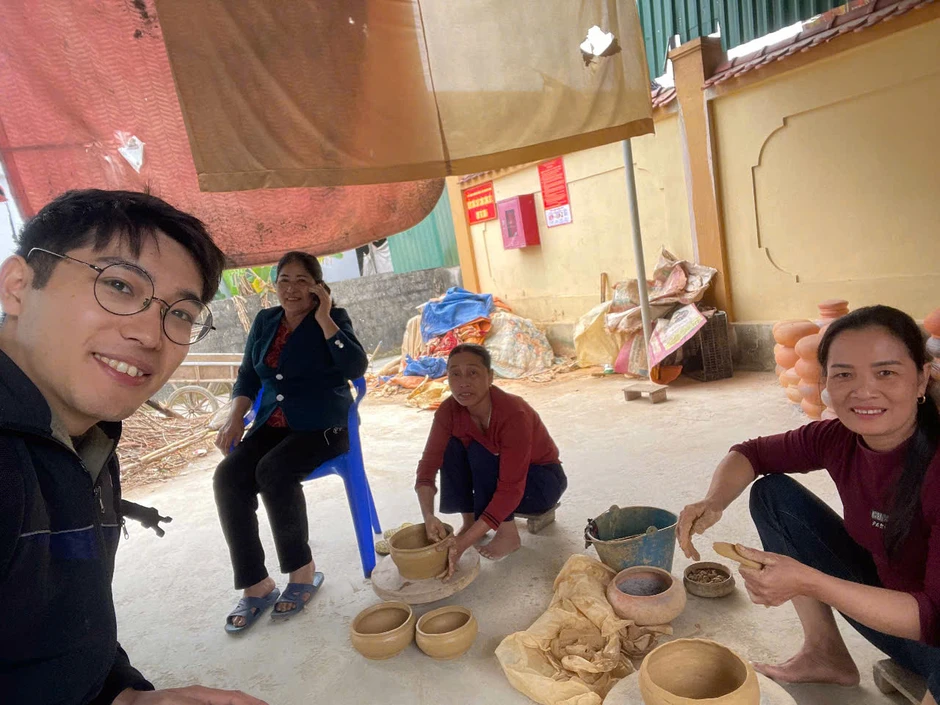 Tình nguyện viên Nhật Bản góp sức giữ bản sắc văn hóa Thái giữa đại ngàn xứ Nghệ Tình nguyện viên Nhật Bản góp sức giữ bản sắc văn hóa Thái giữa đại ngàn xứ Nghệ