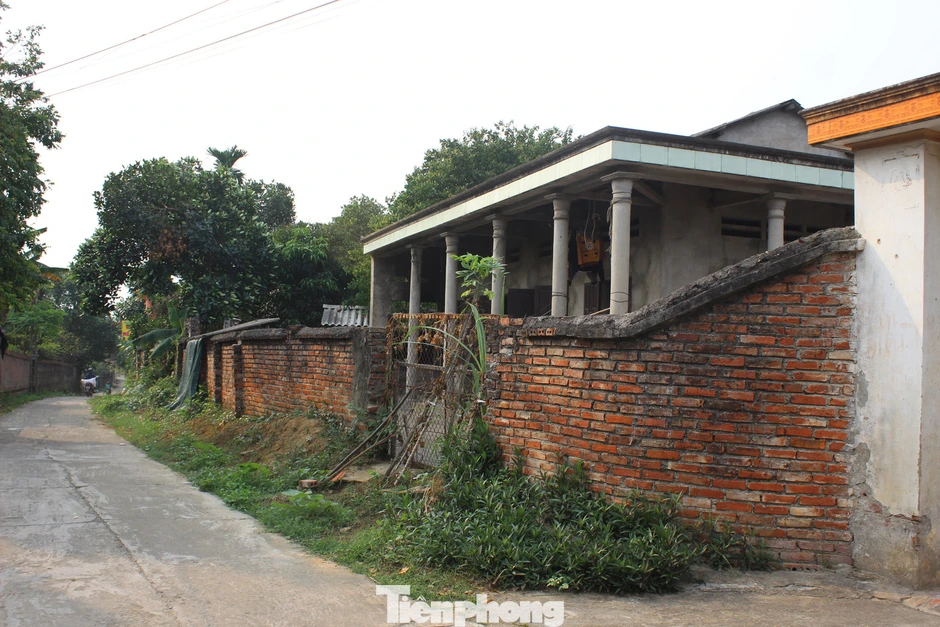 Tỉnh Phú Thọ vào cuộc xử lý vụ hai trẻ 7 và 11 tuổi chưa khai sinh, chưa từng đến trường Tỉnh Phú Thọ vào cuộc xử lý vụ hai trẻ 7 và 11 tuổi chưa khai sinh, chưa từng đến trường