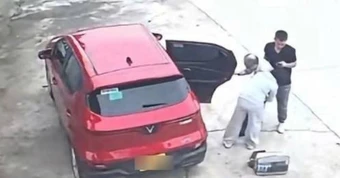 Tình tiết bất ngờ về ông lão Hải Phòng bị bỏ lại trước cổng chùa
