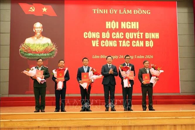 Tỉnh ủy Lâm Đồng điều động, luân chuyển vị trí nhiều cán bộ chủ chốt Tỉnh ủy Lâm Đồng điều động, luân chuyển vị trí nhiều cán bộ chủ chốt