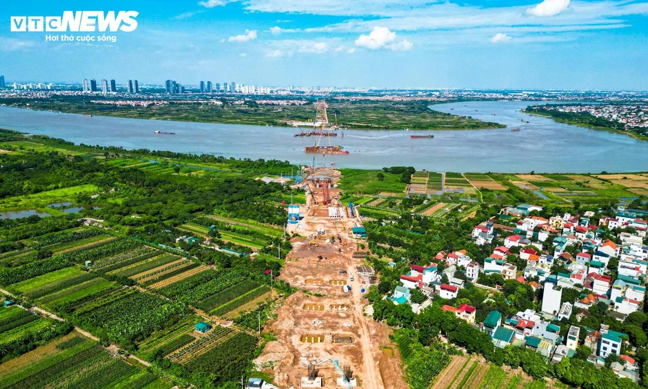 Toàn cảnh công trường cầu dây văng gần 12.000 tỷ đồng nối Hà Nội và Hưng Yên Toàn cảnh công trường cầu dây văng gần 12.000 tỷ đồng nối Hà Nội và Hưng Yên