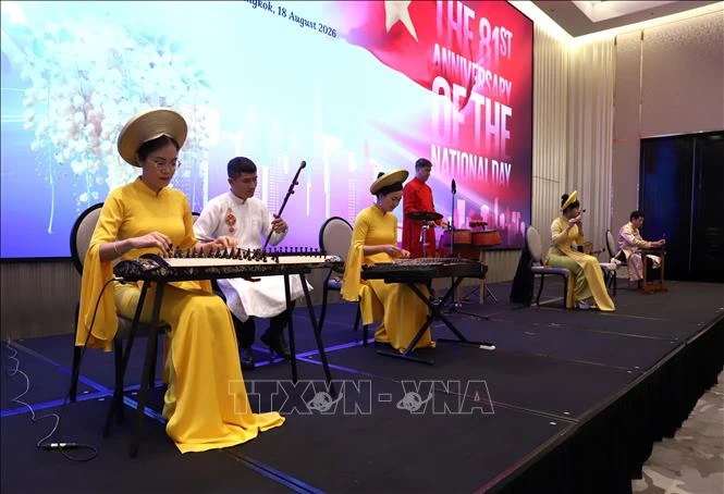 Tôn vinh tình hữu nghị bền vững và hợp tác chặt chẽ Việt Nam - Thái Lan Tôn vinh tình hữu nghị bền vững và hợp tác chặt chẽ Việt Nam - Thái Lan