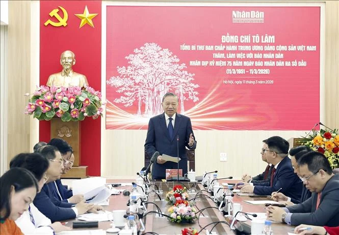 Tổng Bí thư: Báo Nhân Dân phát huy vị thế ngọn cờ đầu trong công tác tư tưởng của Đảng Tổng Bí thư: Báo Nhân Dân phát huy vị thế ngọn cờ đầu trong công tác tư tưởng của Đảng