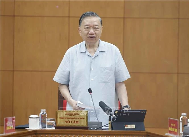 Tổng Bí thư, Chủ tịch nước chủ trì buổi làm việc của Thường trực BCĐTW về phát triển khoa học công nghệ