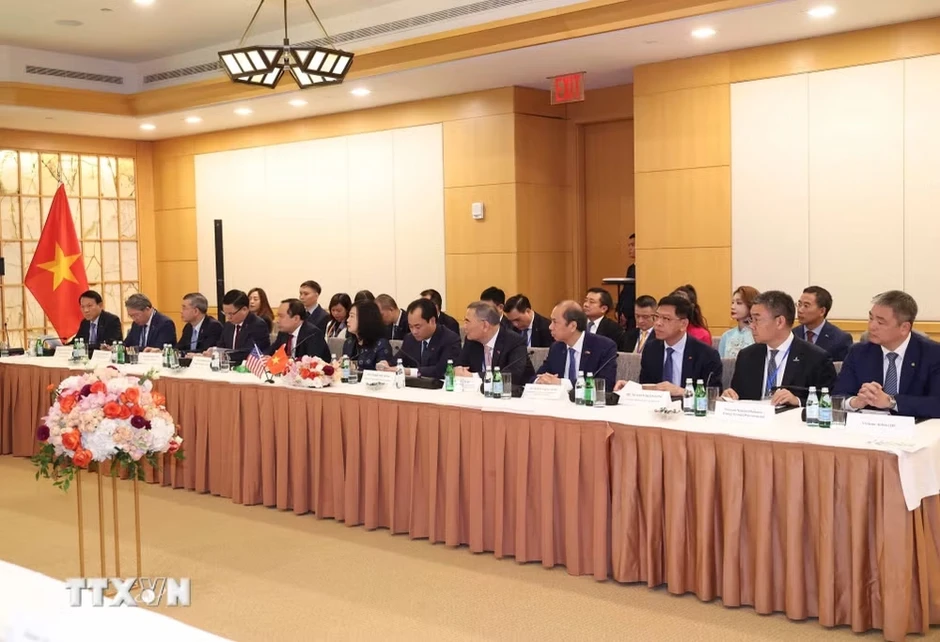 Tổng Bí thư, Chủ tịch nước dự Tọa đàm bàn tròn với các doanh nghiệp lớn của Mỹ Tổng Bí thư, Chủ tịch nước dự Tọa đàm bàn tròn với các doanh nghiệp lớn của Mỹ