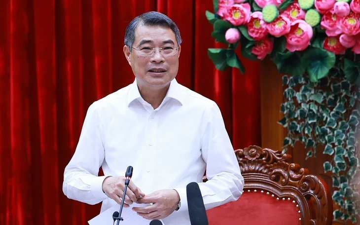 Tổng Bí thư, Chủ tịch nước: Hà Nội phải đi đầu trong điều hành số, giảm trung gian hành chính Tổng Bí thư, Chủ tịch nước: Hà Nội phải đi đầu trong điều hành số, giảm trung gian hành chính
