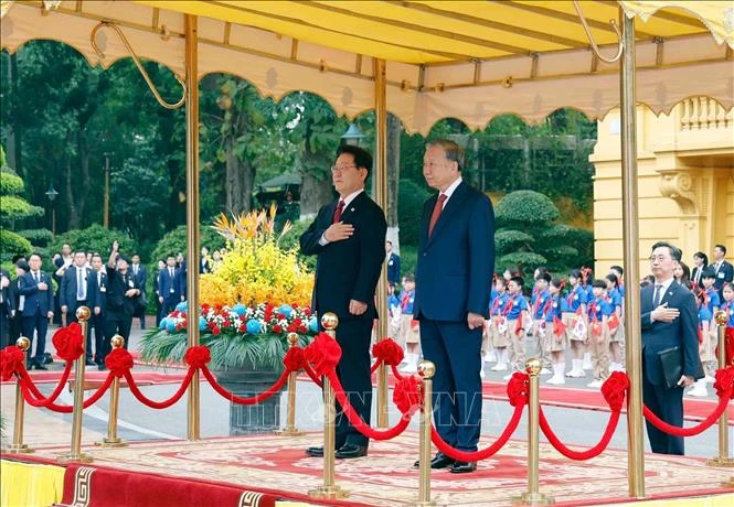 Tổng Bí thư, Chủ tịch nước Tô Lâm chủ trì Lễ đón chính thức Tổng thống Hàn Quốc Tổng Bí thư, Chủ tịch nước Tô Lâm chủ trì Lễ đón chính thức Tổng thống Hàn Quốc