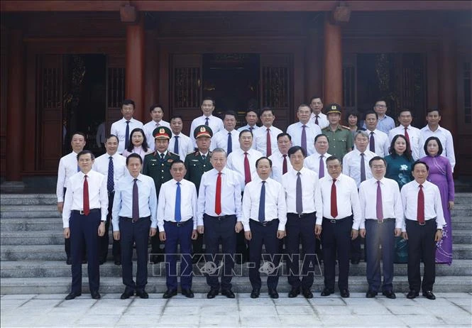 Tổng Bí thư, Chủ tịch nước Tô Lâm dâng hương tưởng niệm Tổng Bí thư Hà Huy Tập Tổng Bí thư, Chủ tịch nước Tô Lâm dâng hương tưởng niệm Tổng Bí thư Hà Huy Tập
