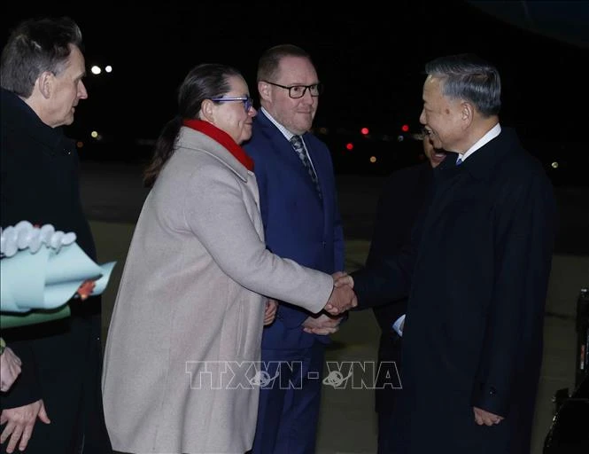 Tổng Bí thư, Chủ tịch nước Tô Lâm đến thủ đô Canberra, tiếp tục chuyến thăm cấp Nhà nước Australia Tổng Bí thư, Chủ tịch nước Tô Lâm đến thủ đô Canberra, tiếp tục chuyến thăm cấp Nhà nước Australia