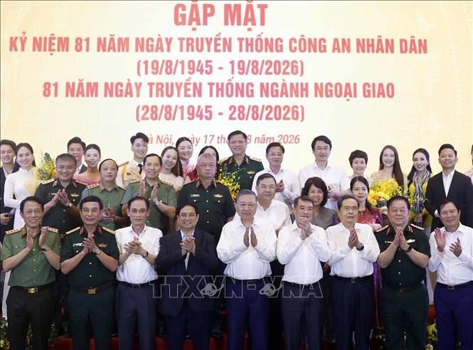 Tổng Bí thư, Chủ tịch nước Tô Lâm dự buổi gặp mặt kỷ niệm nhân dịp Ngày truyền thống ngành Công an và ngành Ngoại giao Tổng Bí thư, Chủ tịch nước Tô Lâm dự buổi gặp mặt kỷ niệm nhân dịp Ngày truyền thống ngành Công an và ngành Ngoại giao