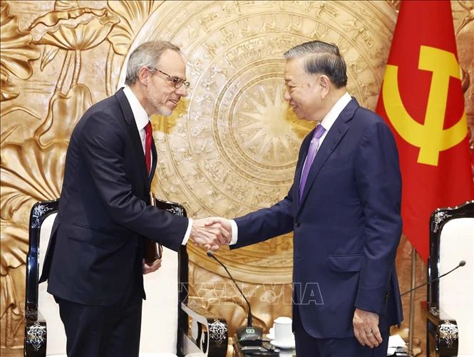 Tổng Bí thư, Chủ tịch nước Tô Lâm: Tạo thuận lợi cho các tập đoàn công nghệ cao của Hoa Kỳ đầu tư tại Việt Nam Tổng Bí thư, Chủ tịch nước Tô Lâm: Tạo thuận lợi cho các tập đoàn công nghệ cao của Hoa Kỳ đầu tư tại Việt Nam