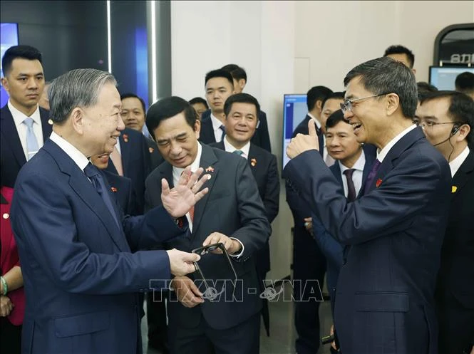 Tổng Bí thư, Chủ tịch nước Tô Lâm thăm Trung tâm hợp tác ứng dụng AI Trung Quốc- ASEAN Tổng Bí thư, Chủ tịch nước Tô Lâm thăm Trung tâm hợp tác ứng dụng AI Trung Quốc- ASEAN
