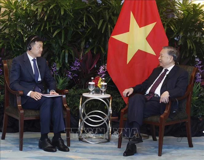 Tổng Bí thư, Chủ tịch nước Tô Lâm tiếp lãnh đạo các doanh nghiệp và tổ chức tài chính lớn của Singapore Tổng Bí thư, Chủ tịch nước Tô Lâm tiếp lãnh đạo các doanh nghiệp và tổ chức tài chính lớn của Singapore