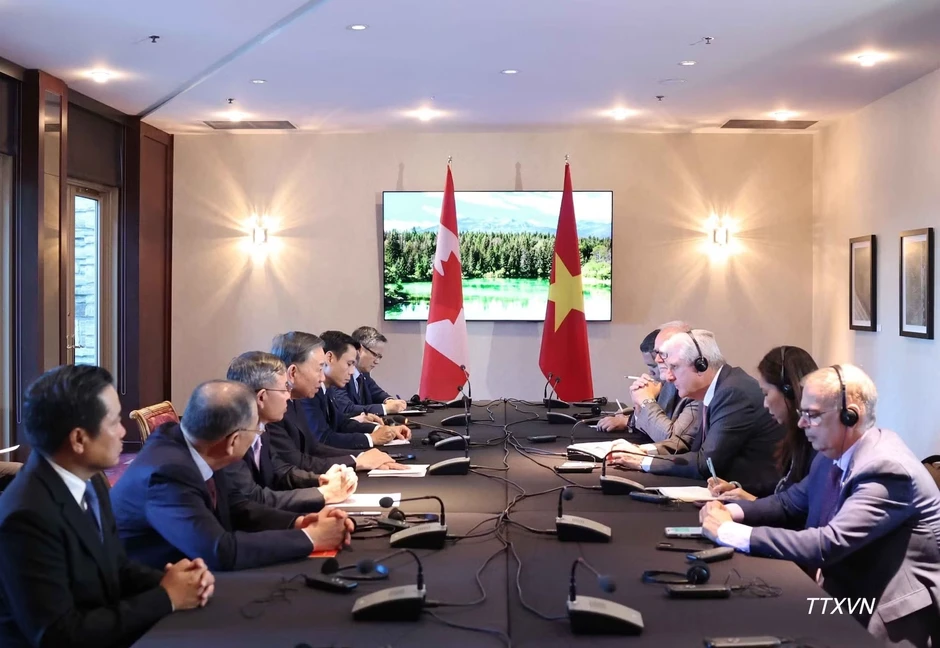 Tổng Bí thư, Chủ tịch nước Tô Lâm tiếp một số doanh nghiệp, tập đoàn tại Canada Tổng Bí thư, Chủ tịch nước Tô Lâm tiếp một số doanh nghiệp, tập đoàn tại Canada