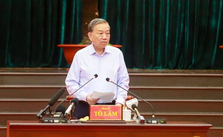 Tổng Bí thư, Chủ tịch nước Tô Lâm: TP.HCM phải là hình mẫu thực tiễn, biến nghị quyết thành động lực Tổng Bí thư, Chủ tịch nước Tô Lâm: TP.HCM phải là hình mẫu thực tiễn, biến nghị quyết thành động lực