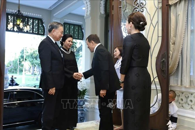 Tổng Bí thư, Chủ tịch nước Tô Lâm và Phu nhân hội kiến Nhà Vua Thái Lan và Hoàng hậu Tổng Bí thư, Chủ tịch nước Tô Lâm và Phu nhân hội kiến Nhà Vua Thái Lan và Hoàng hậu