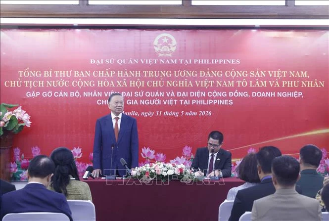 Tổng Bí thư, Chủ tịch nước và Phu nhân gặp gỡ cộng đồng người Việt Nam tại Philippines Tổng Bí thư, Chủ tịch nước và Phu nhân gặp gỡ cộng đồng người Việt Nam tại Philippines