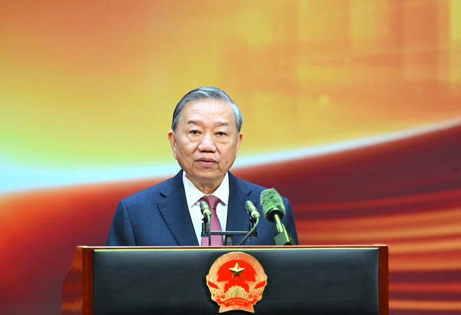 Tổng Bí thư, Chủ tịch nước: Xây dựng lực lượng tham mưu CAND hiện đại trước năm 2030 Tổng Bí thư, Chủ tịch nước: Xây dựng lực lượng tham mưu CAND hiện đại trước năm 2030